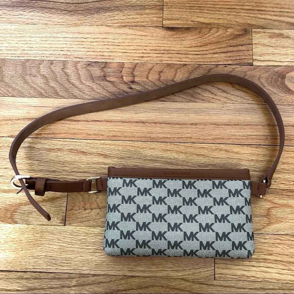 Michael Kors Belt Bag Waist Fanny Pack New Signature Logo